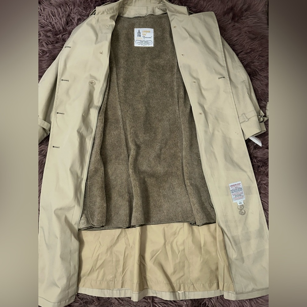 London Fog Vintage Trench Coat 💛